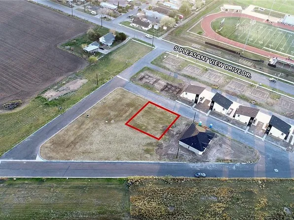 23 S Pleasantview Dr, Weslaco, TX 78596