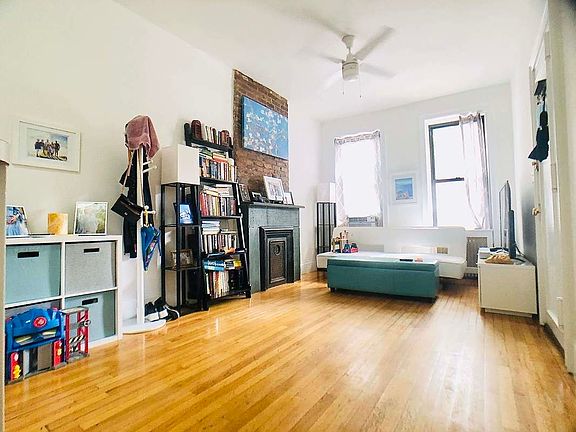 4th image of 1504 8th Ave