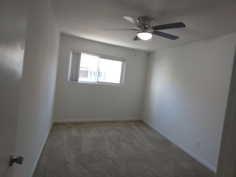 2nd image of 25233 Loytan St #8
