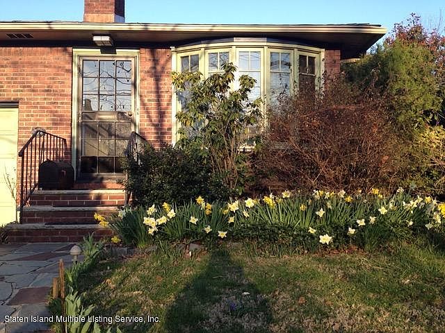 1st image of 271 Kissel Ave