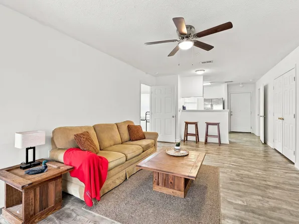 1305 Kent Rd, Raleigh, NC 27606