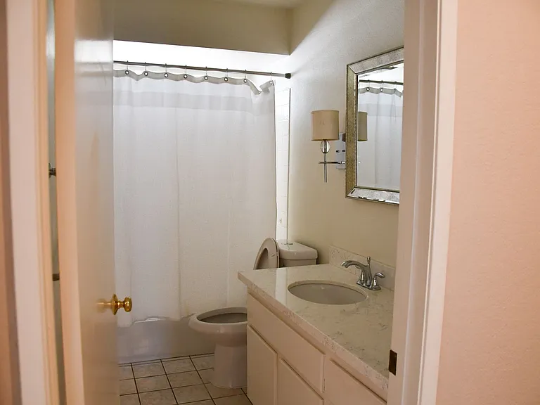 2337 Skyline Dr — Photo 34
