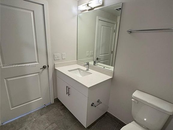 2nd image of 2200 SW 4th Ave #22