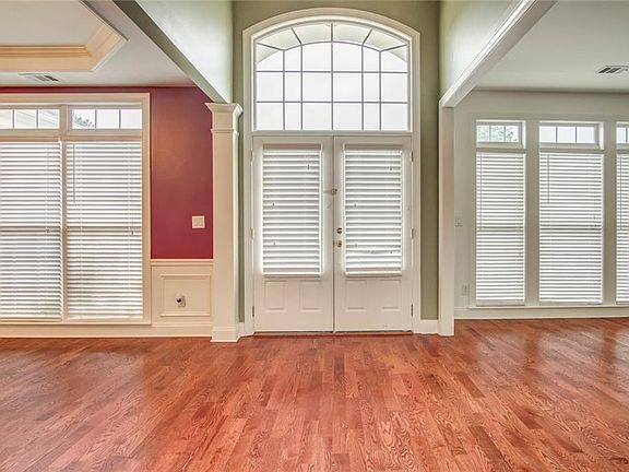 5th image of 2014 Belridge Ct SE