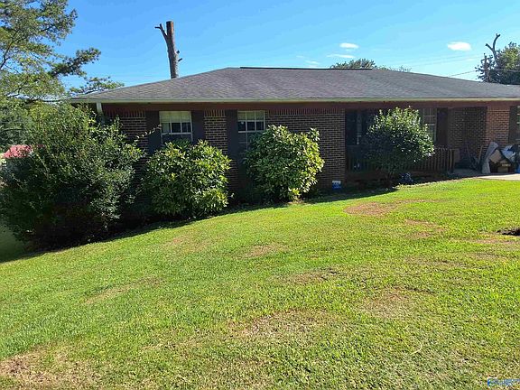2nd image of 1111 Mountainbrook Dr