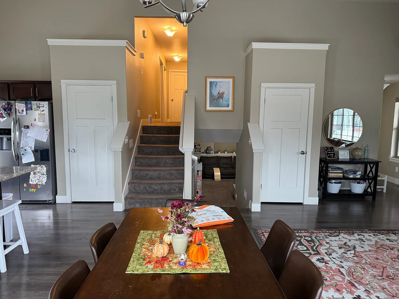 4 bed, 2250 sqft, $2,800 — Photo 4