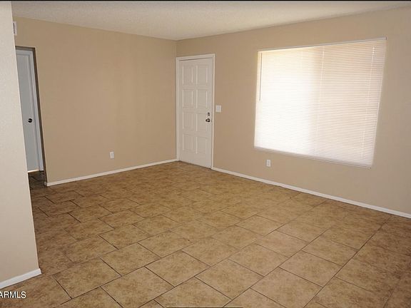 4th image of 6943 W Devonshire Ave Unit 1353