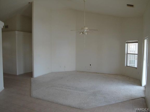 4th image of 2033 E Lago Grande Cir