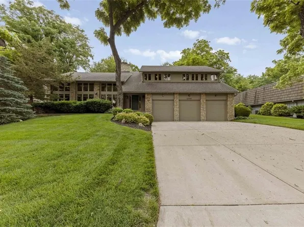 12503 Overbrook Rd, Leawood, KS 66209
