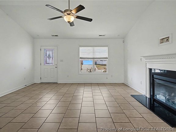 3rd image of 219 Stockbridge Dr