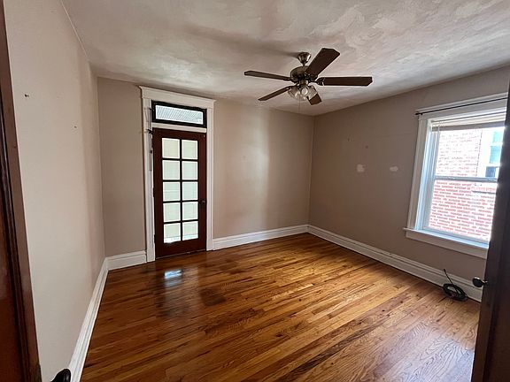 5th image of 4960 Chippewa St #2F
