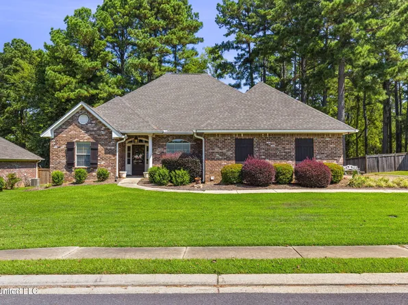124 Hartfield Dr, Madison, MS 39110