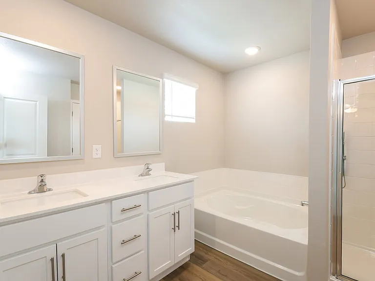 7332 Crystal Ave — Photo 10