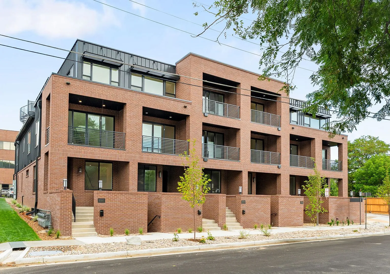 Brand-New 4BD, 4.5BA Wheat Ridge Townhome with Optional Private Studio — Photo 1