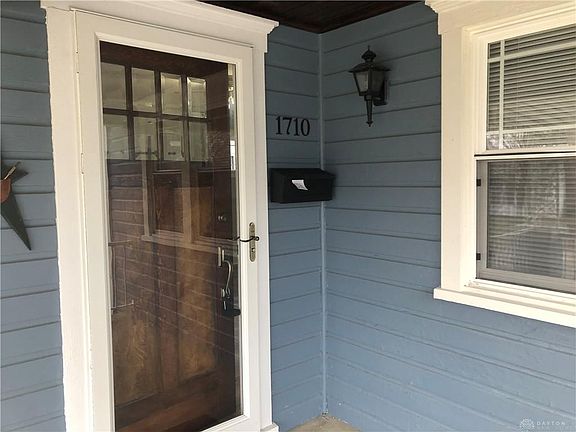 3rd image of 1710 Broadway