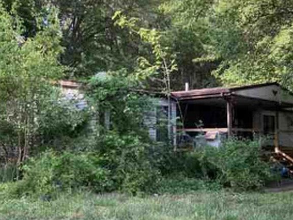 2nd image of 1103 Barclay Rd