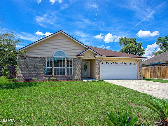 2nd image of 7975 MACINNES Drive
