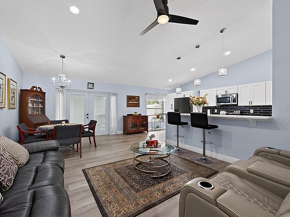 4th image of 8431 WAKULLA DRIVE