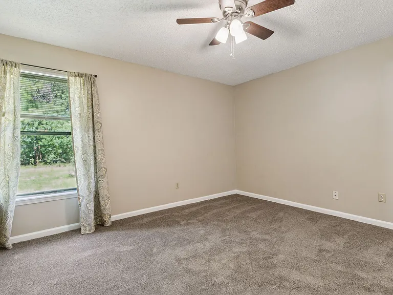 1565 Shearwater Dr — Photo 4