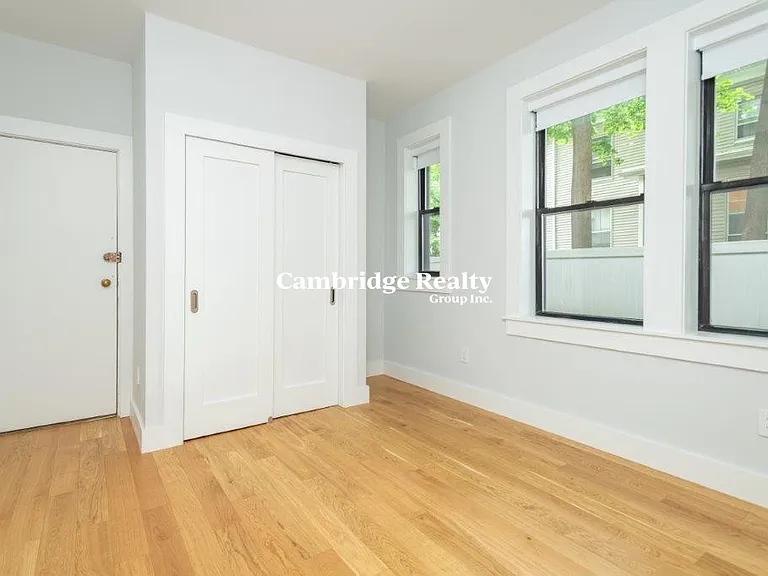 12 Elko St #2T — Photo 8