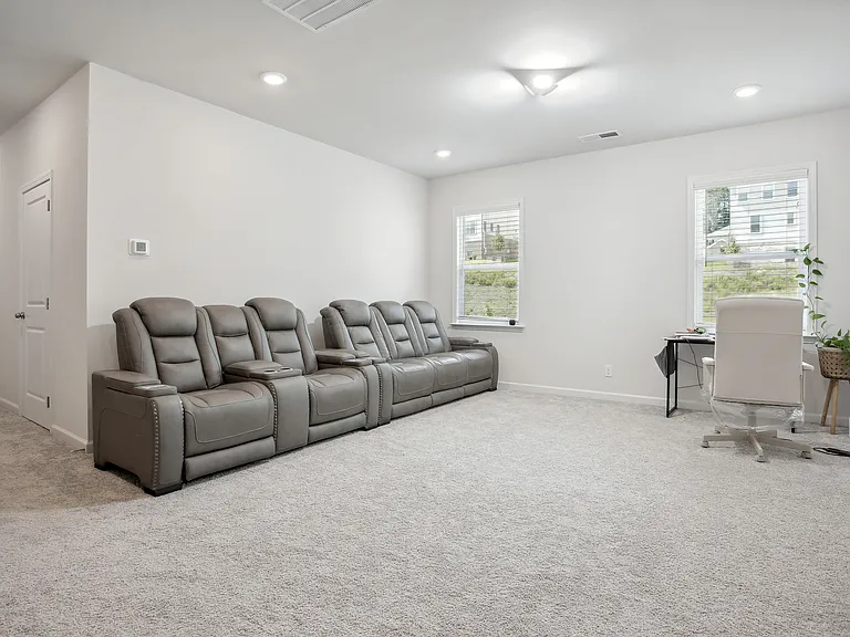 7925 Tiberon Pkwy #0 — Photo 35