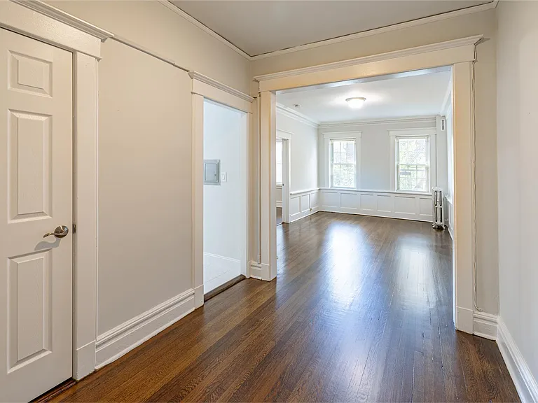 128 Broad Street Apartments — Photo 29