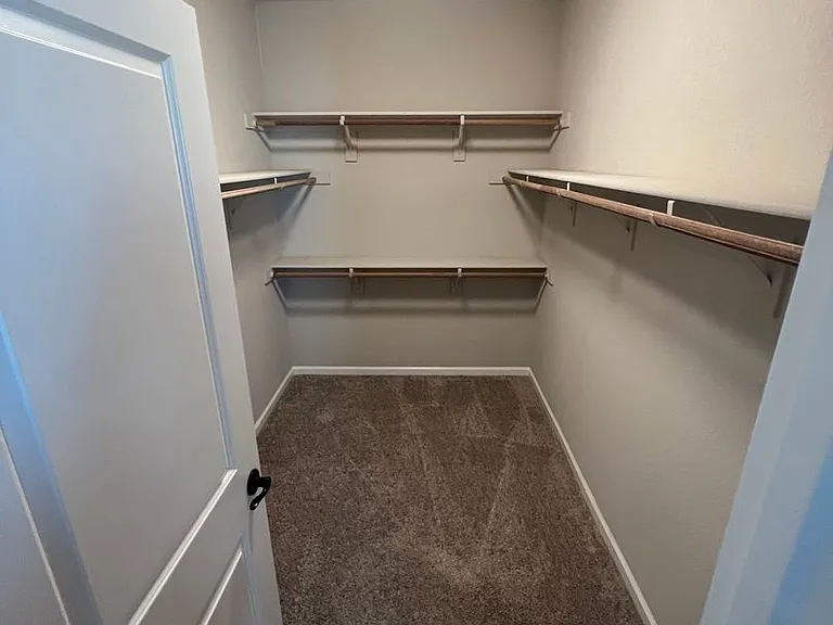 3902 Wickman Loop — Photo 10