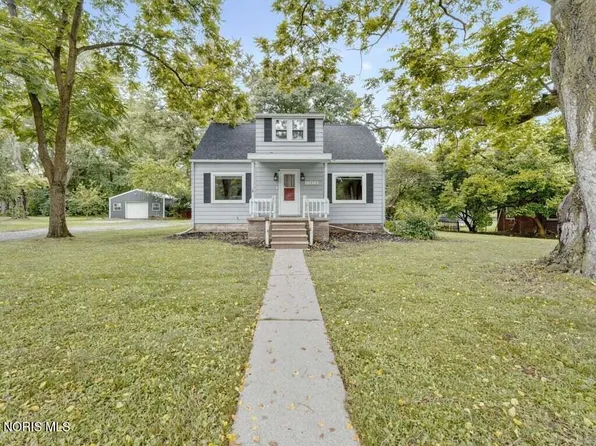 1876 Sudbury Dr, Holland, OH 43528