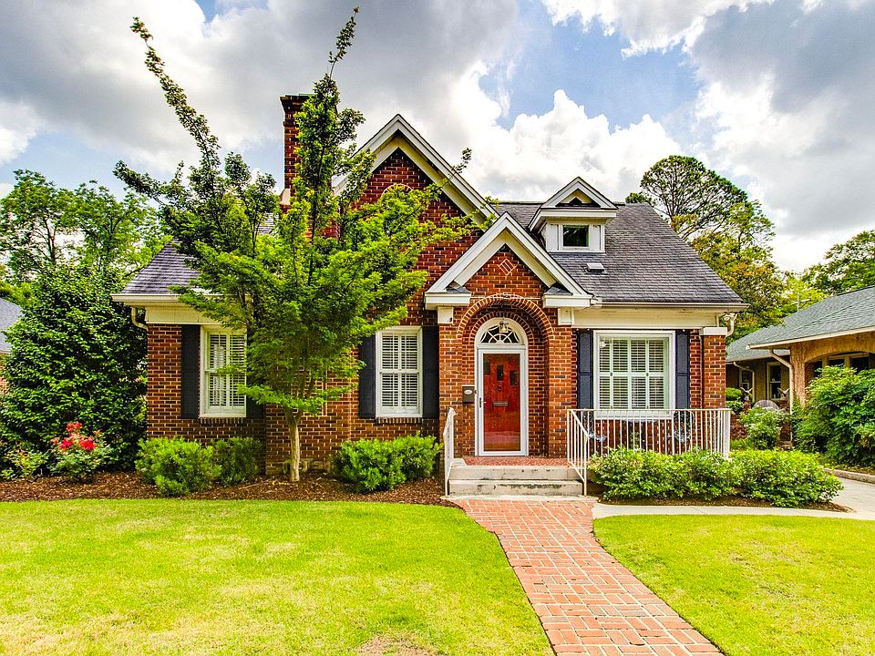 1st image of 304 S Saluda Ave