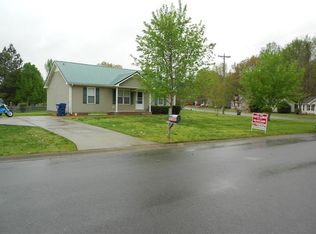 766 Spees Dr, Clarksville, TN 37042