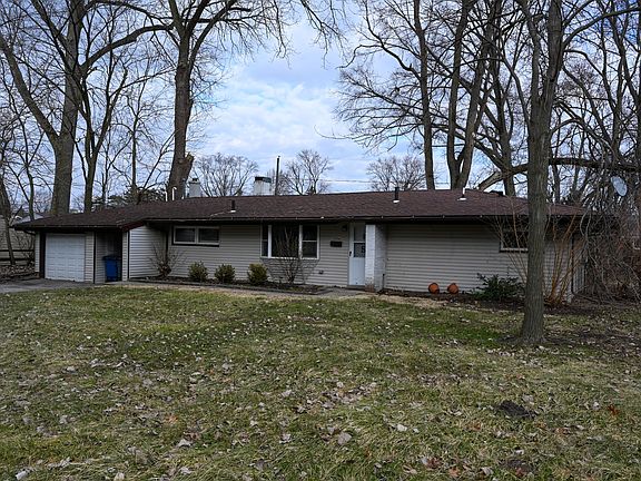 Another angle of the face 