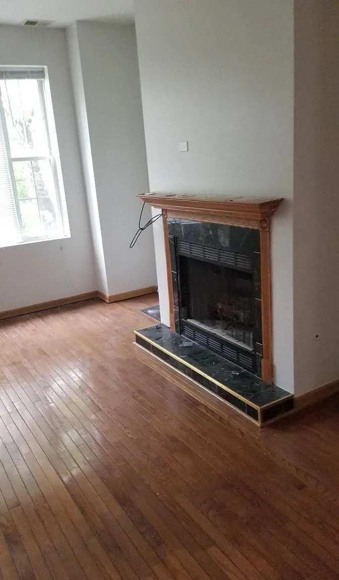 2531 W Flournoy St — Photo 1