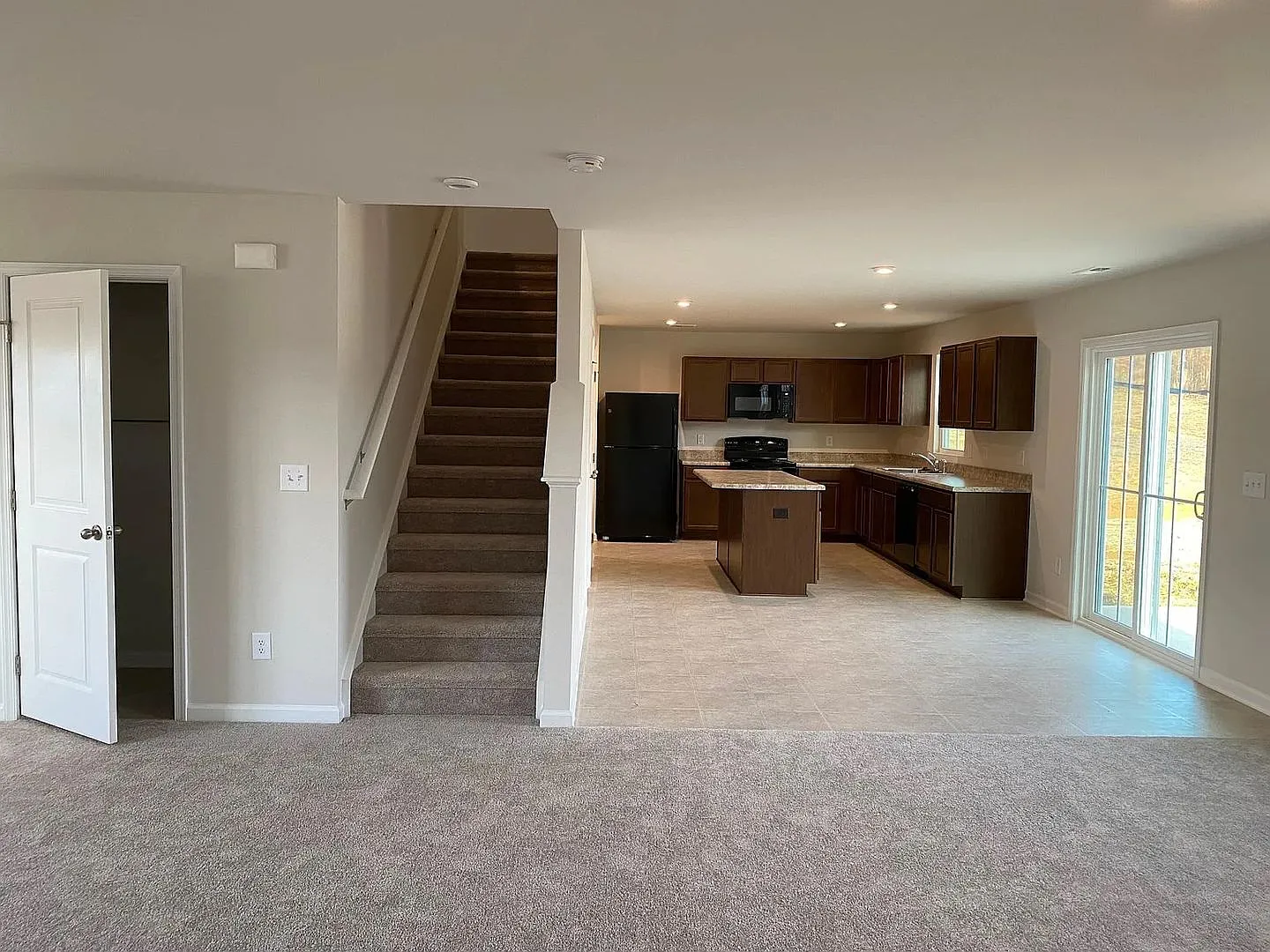 Room in 5 Bedroom Home at Bark Way — Photo 3