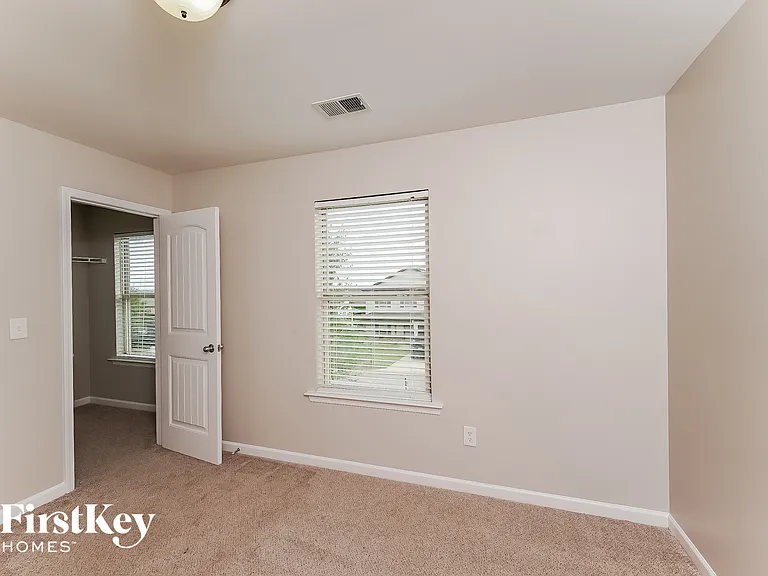 150 Briar Ridge Ln — Photo 9