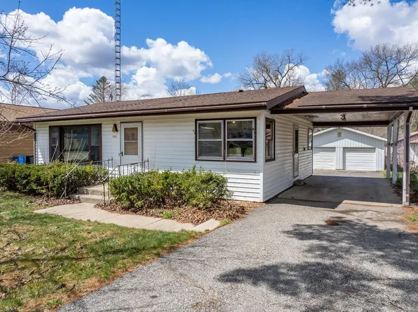 1235 River Rd, Wisconsin Dells, WI 53965