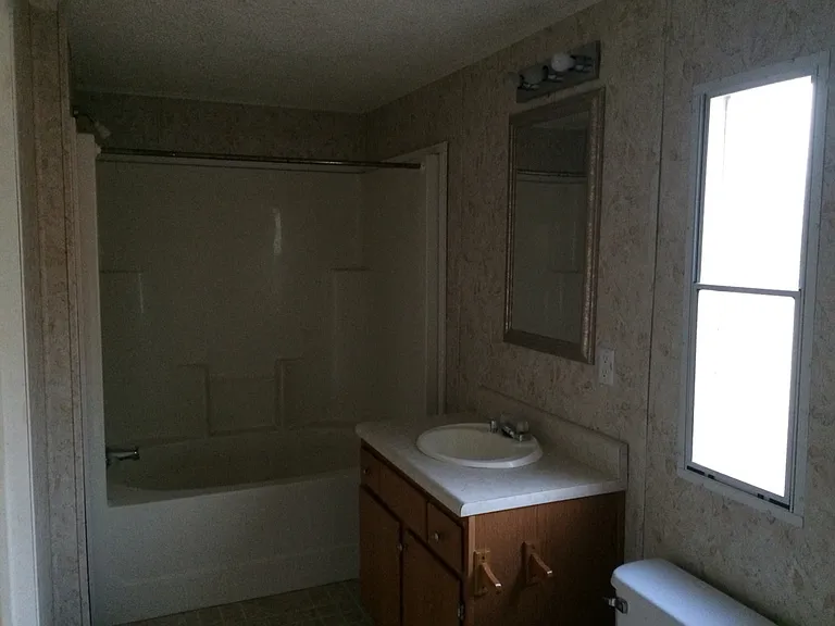 312 E Church St #A22 — Photo 8