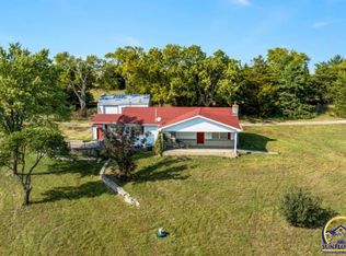 33338 Tallgrass Rd, Alma, KS 66401