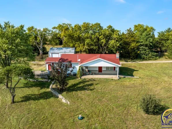 33338 Tallgrass Rd, Alma, KS 66401