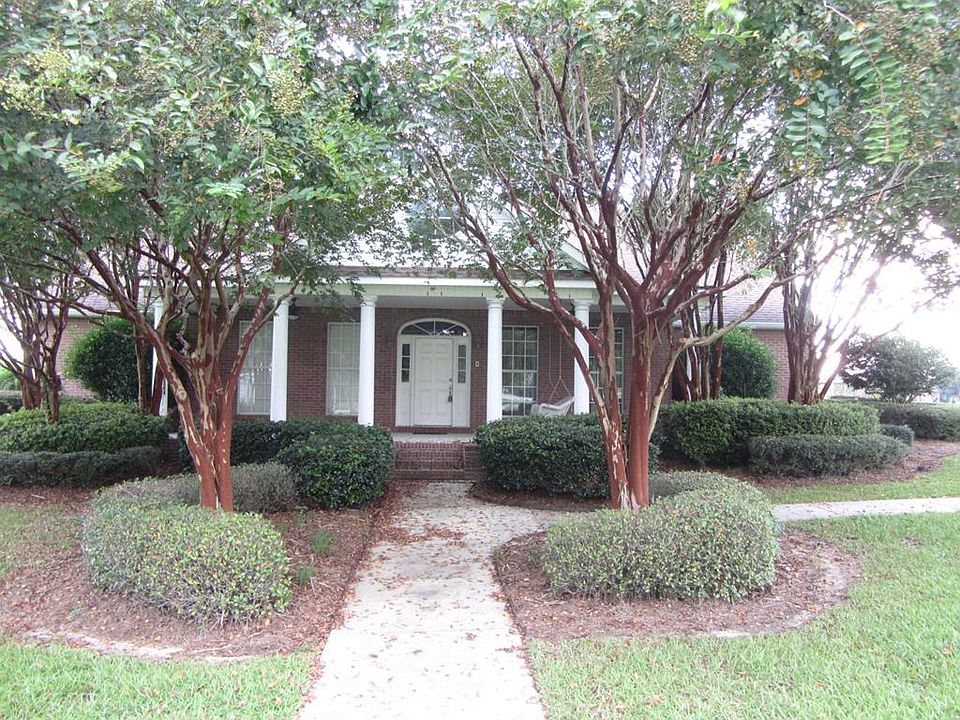 1st image of 127 N Hill Dr