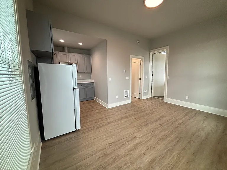 1224 N I St #101 — Photo 4