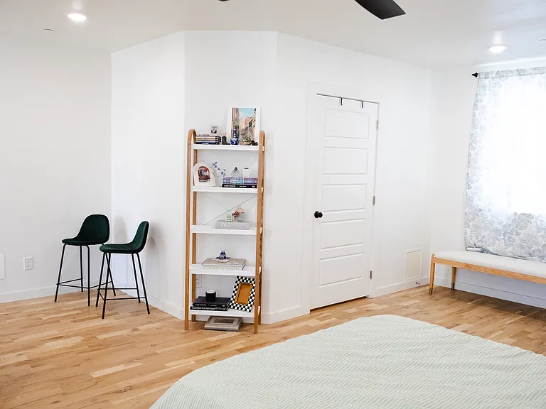 1216 N Blackwelder Ave #12 — Photo 18
