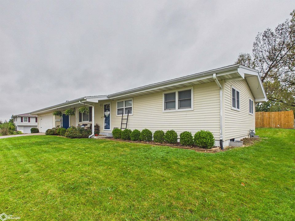 1st image of 23 Michelle Dr