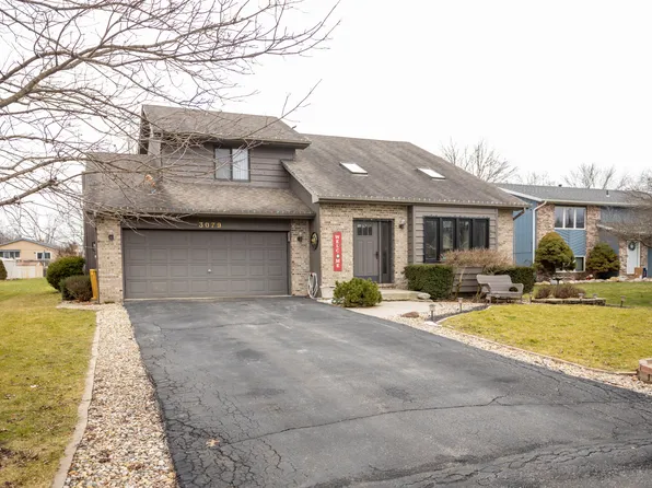 3079 Parkwood Pl, Crown Point, IN 46307