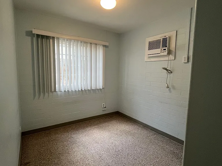 2324 S Beretania St #A — Photo 8