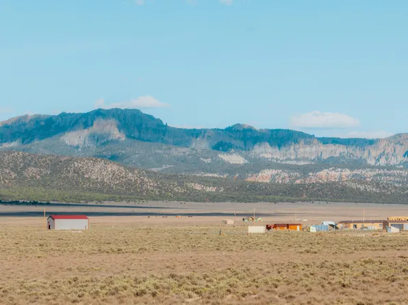 E 4200 N, Panguitch, UT 84759