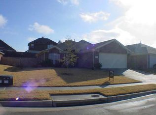 2725 Lone Ranger Trl, Little Elm, TX 75068