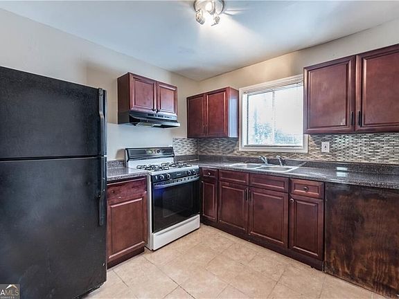 4th image of 3346 Delmar Ln NW