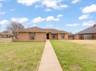 551 Sandgate Dr, Burleson, TX 76028