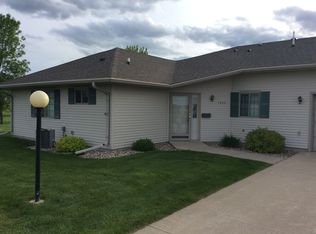 1940 2nd Ave SE, Watertown, SD 57201