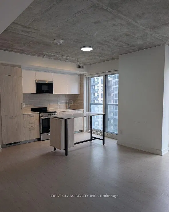 2 bed, $2,995 — Photo 3